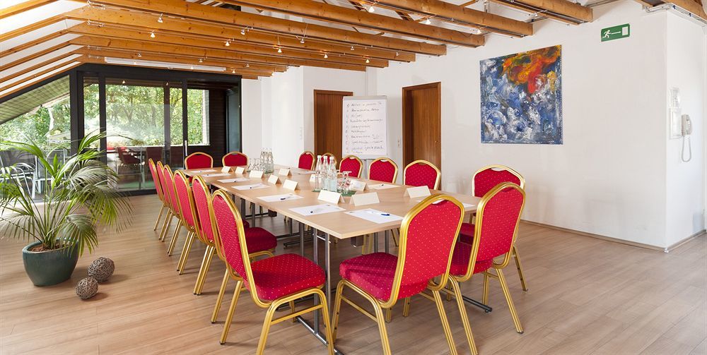 Akzent Hotel Restaurant Hirsch 하이덴하임안데어브렌츠 외부 사진