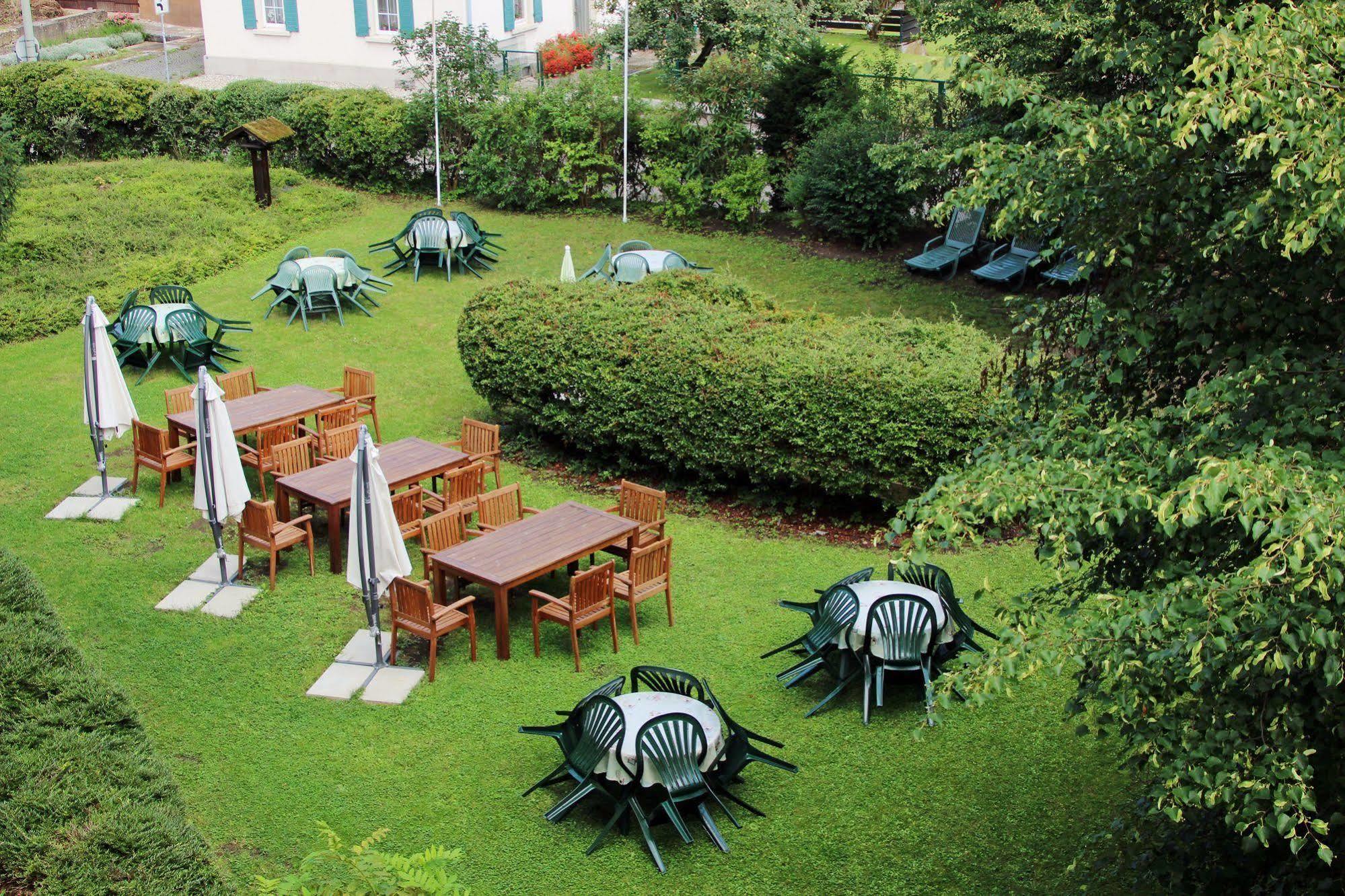 Akzent Hotel Restaurant Hirsch 하이덴하임안데어브렌츠 외부 사진
